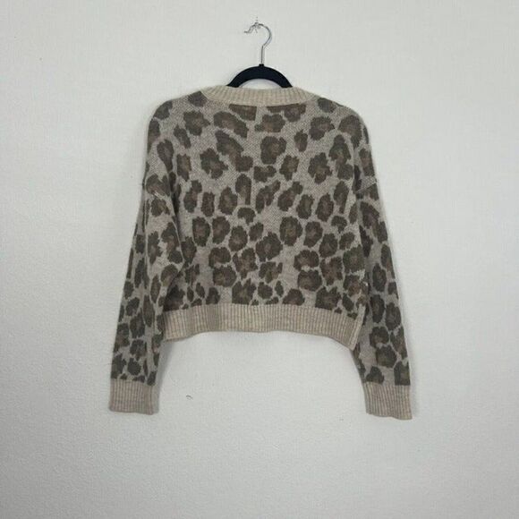 American Eagle Womens Cheetah Leopard Print Wool Blend Knit Crewneck Sweater XS - Picture 2 of 11